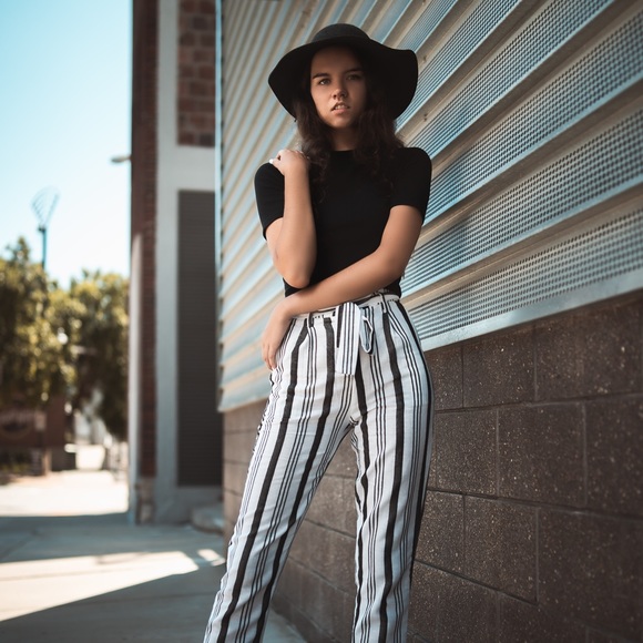 Meet your Posher, Maya - Picture 2 of 6